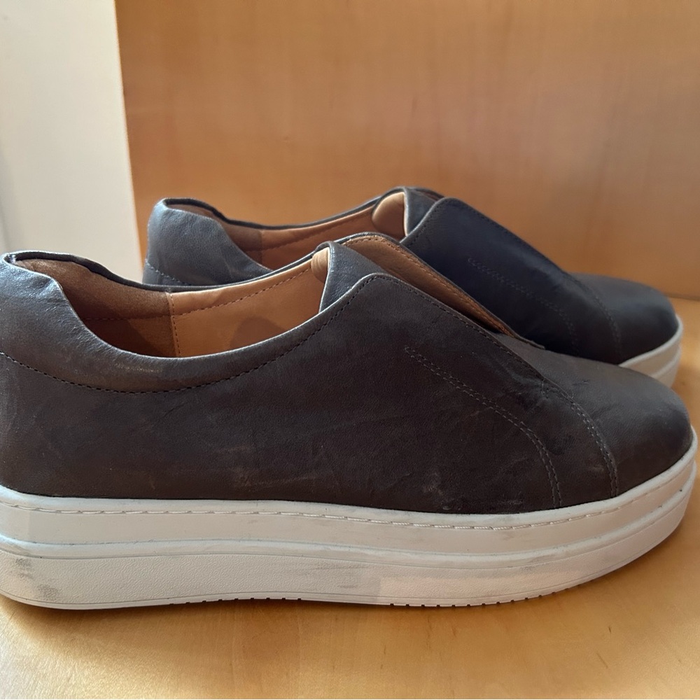 J Slides Brown Leather Sneakers